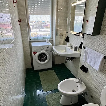 Difronte A San Siro